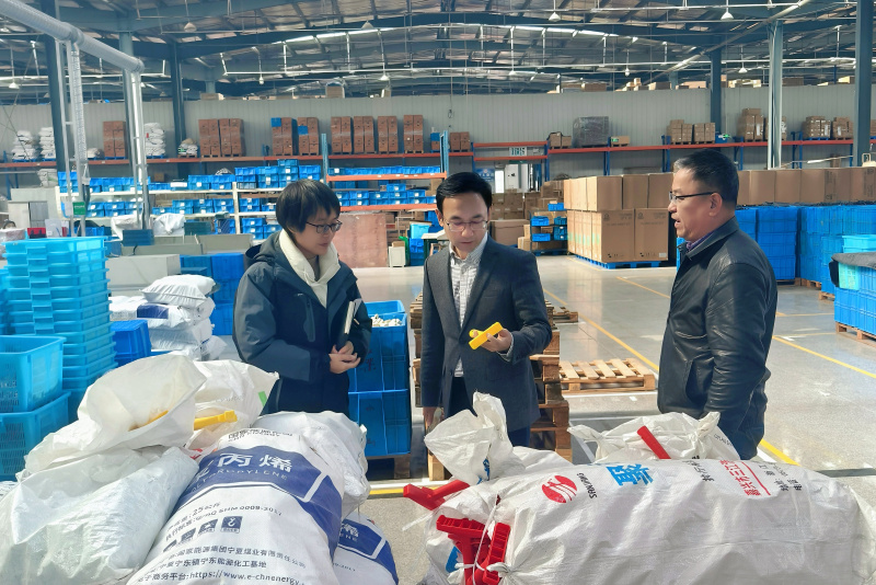 17538590849323809j65.jpg 金彤.jpg